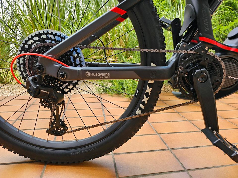 Husqvarna Mountain Cross 6